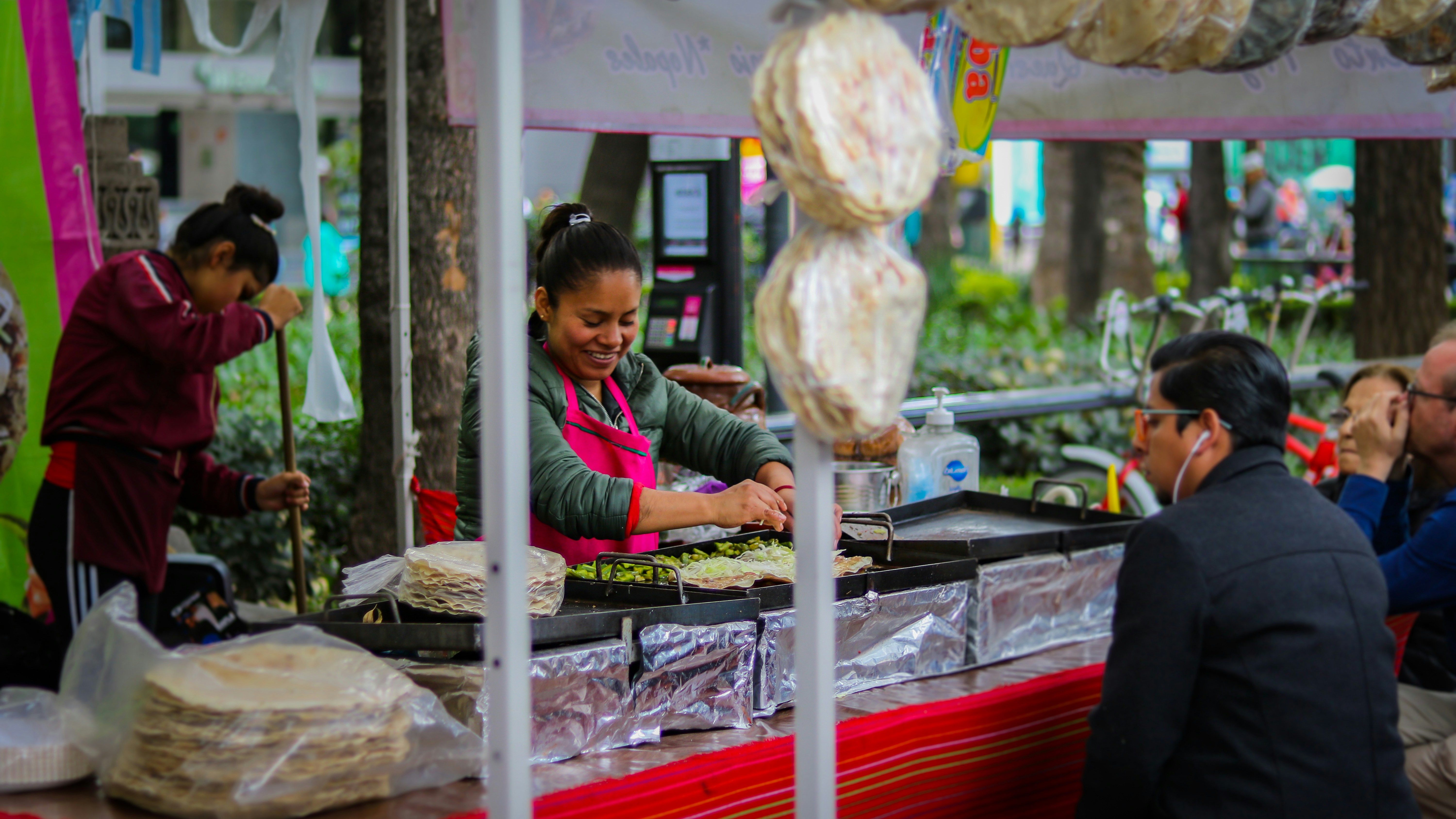 Food vendor at work